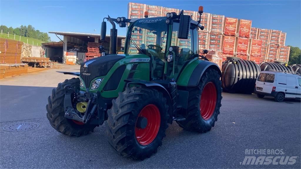 Fendt 513 Vario Tractors