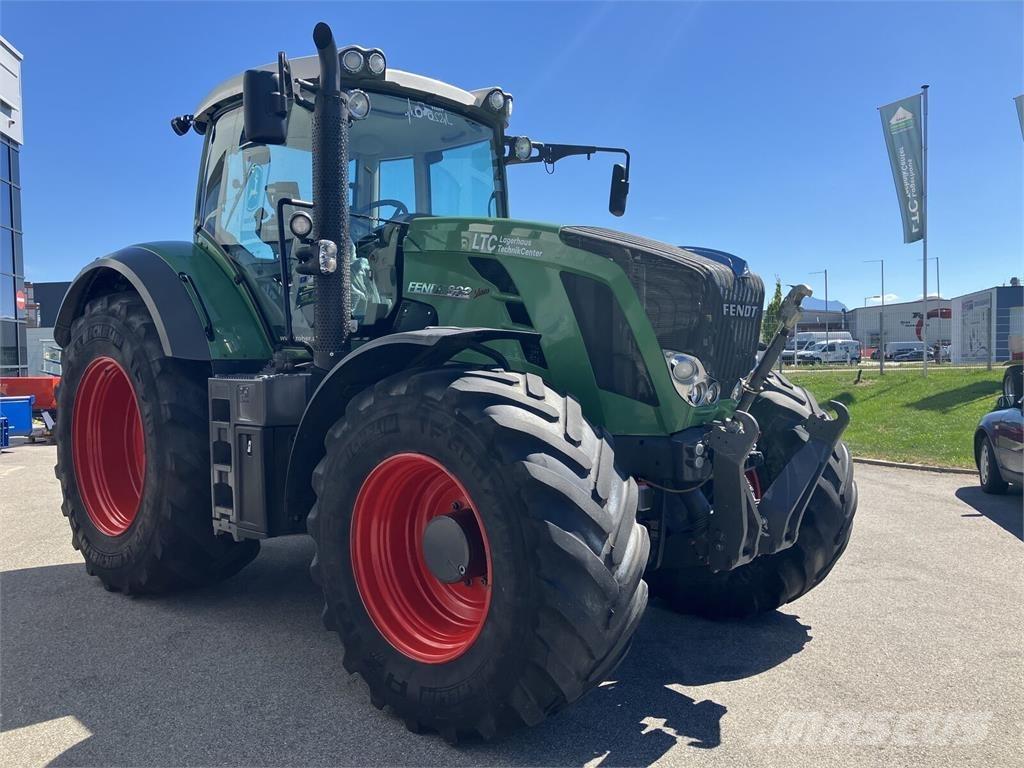 Fendt 822 Vario Tractors