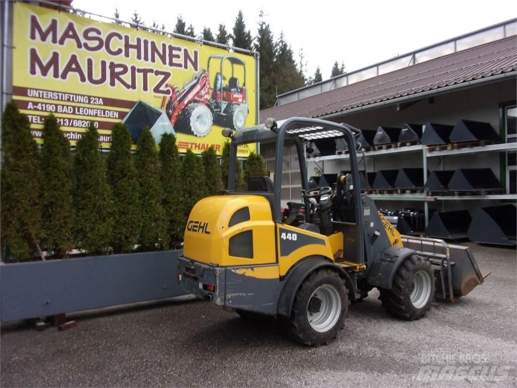 Gehl AL 440 Front Loaders