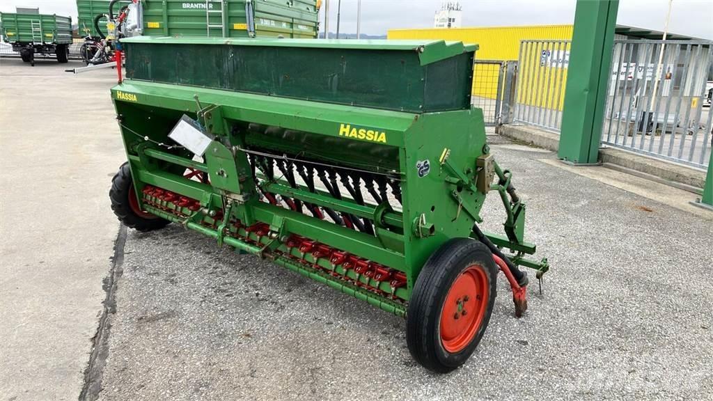 Hassia DKL 3.00/25 Farm Drills
