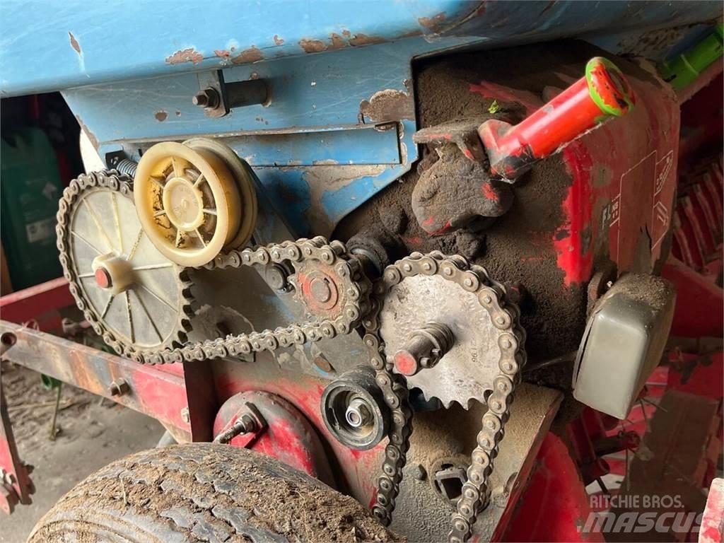 Isaria TYP 6000 Farm Drills