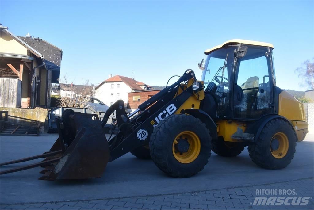 JCB 406 Wheel Loaders