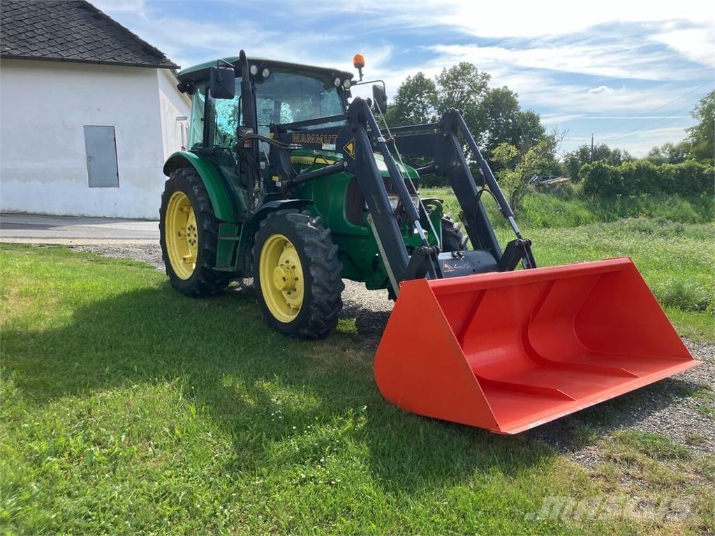 John Deere 5820 Tractors