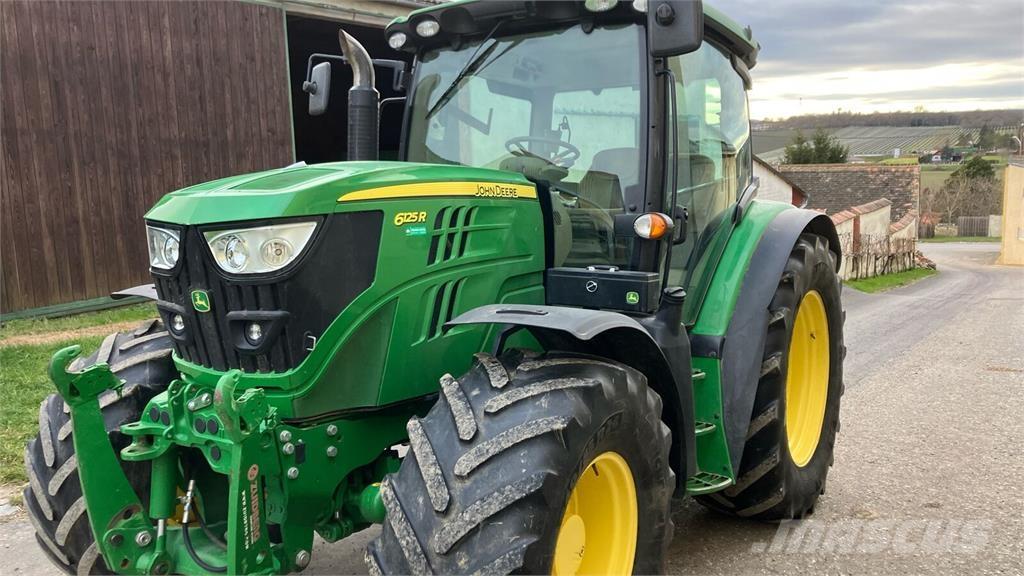 John Deere 6125R Tractors