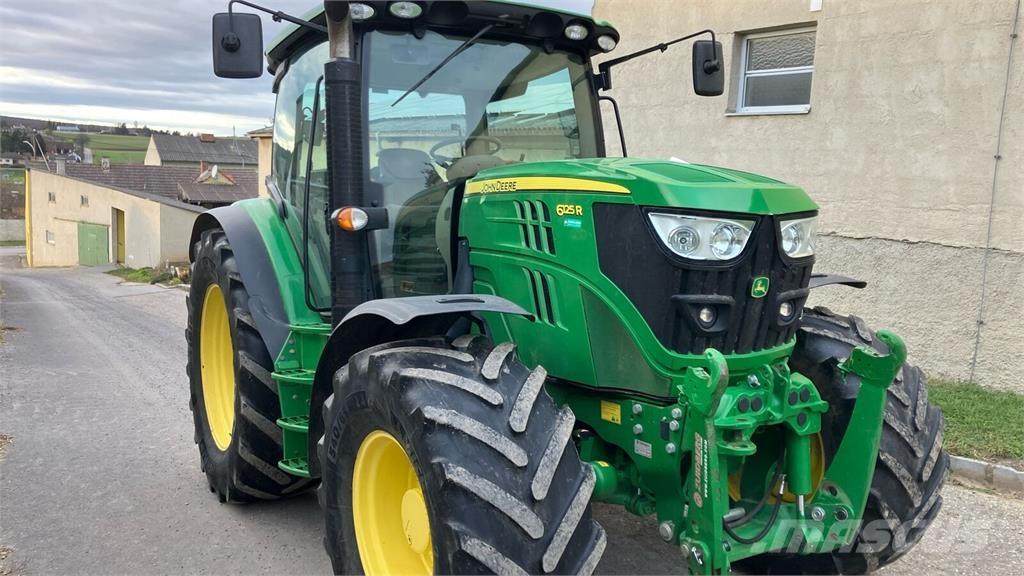 John Deere 6125R Tractors