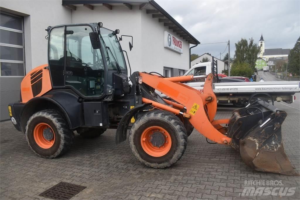 Komatsu WA100M-7 Wheel Loaders