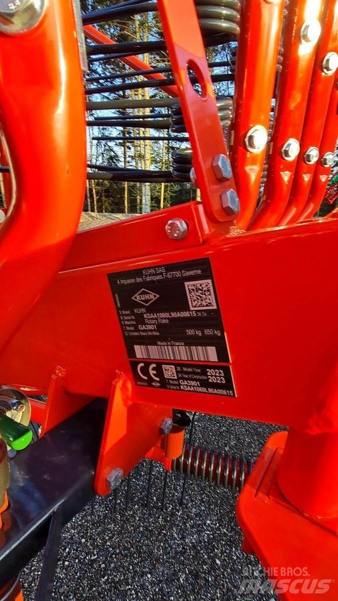 Kuhn GA3901 Swathers/ Windrowers