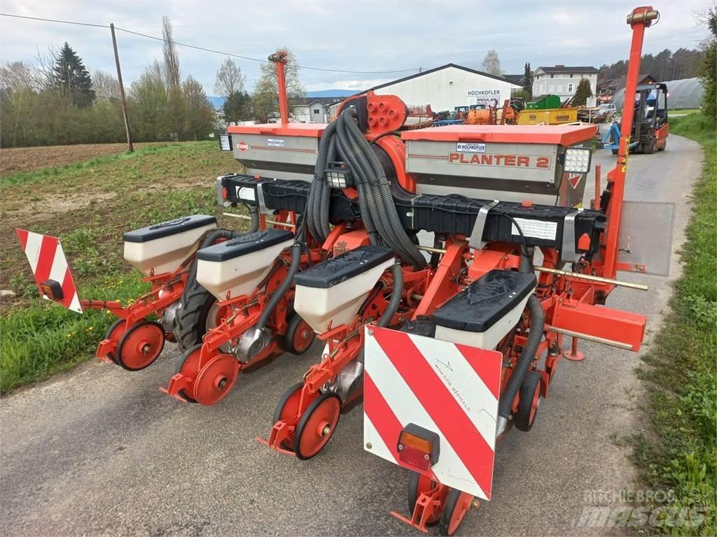 Kuhn Planter 2 Planters