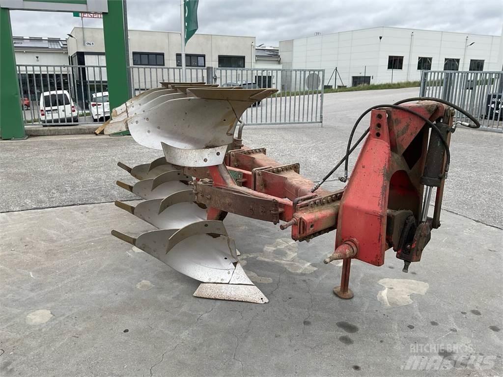 Kverneland E-14 Plows