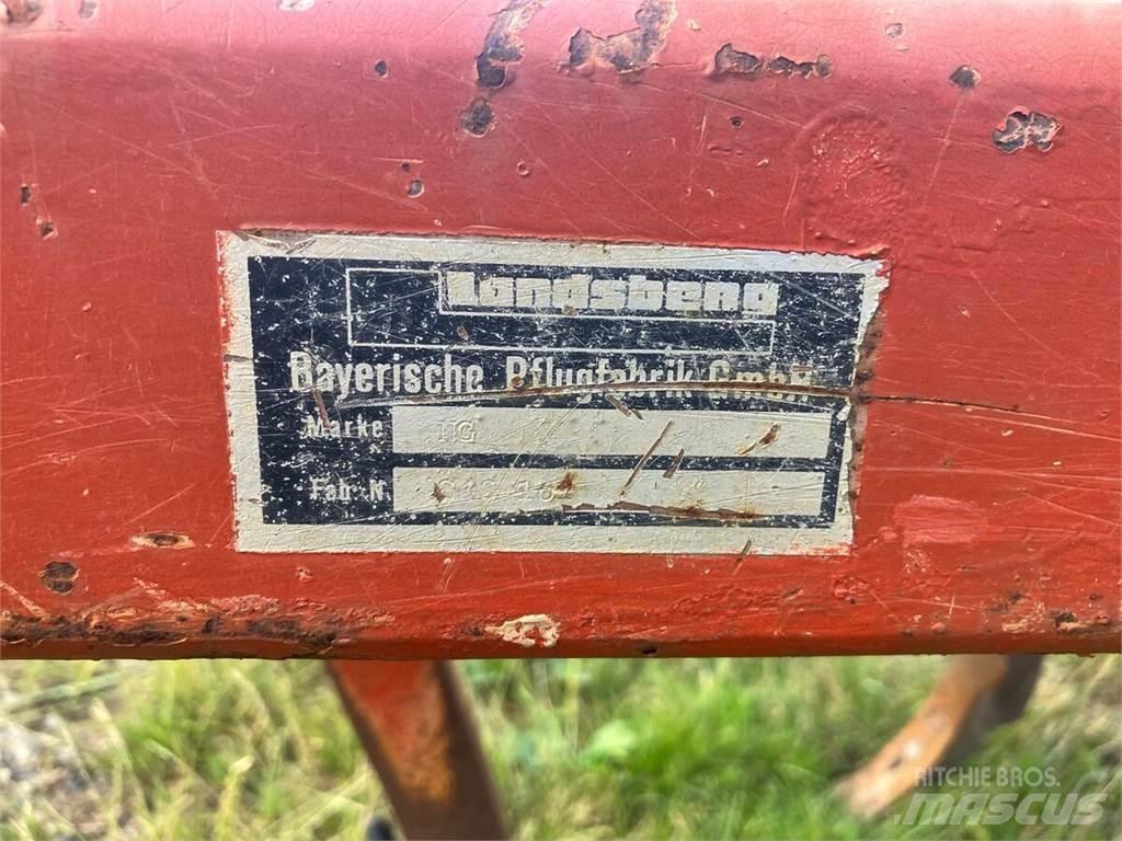 Landsberg 250/13 Cultivators