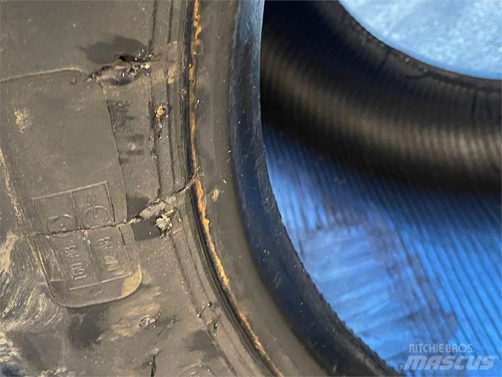 Mitas 600/40-22.5 Tires, wheels and rims