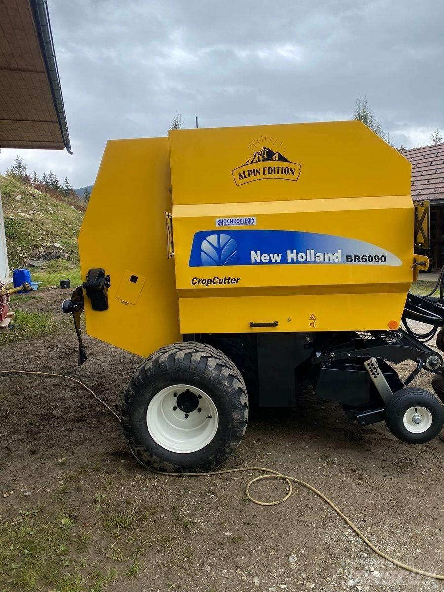 New Holland BR 6090 Round Balers