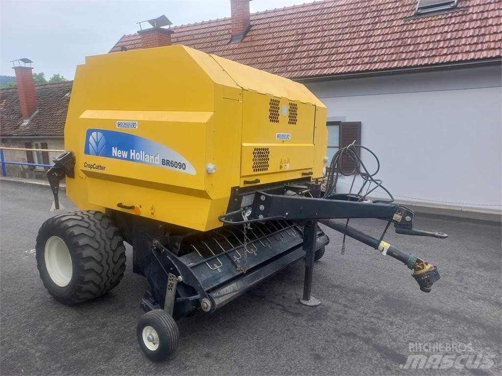 New Holland BR 6090 Round Balers
