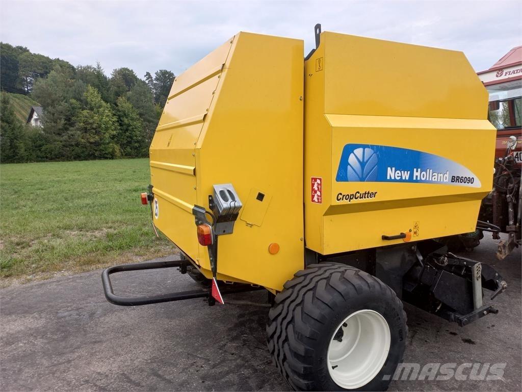 New Holland BR 6090 Round Balers