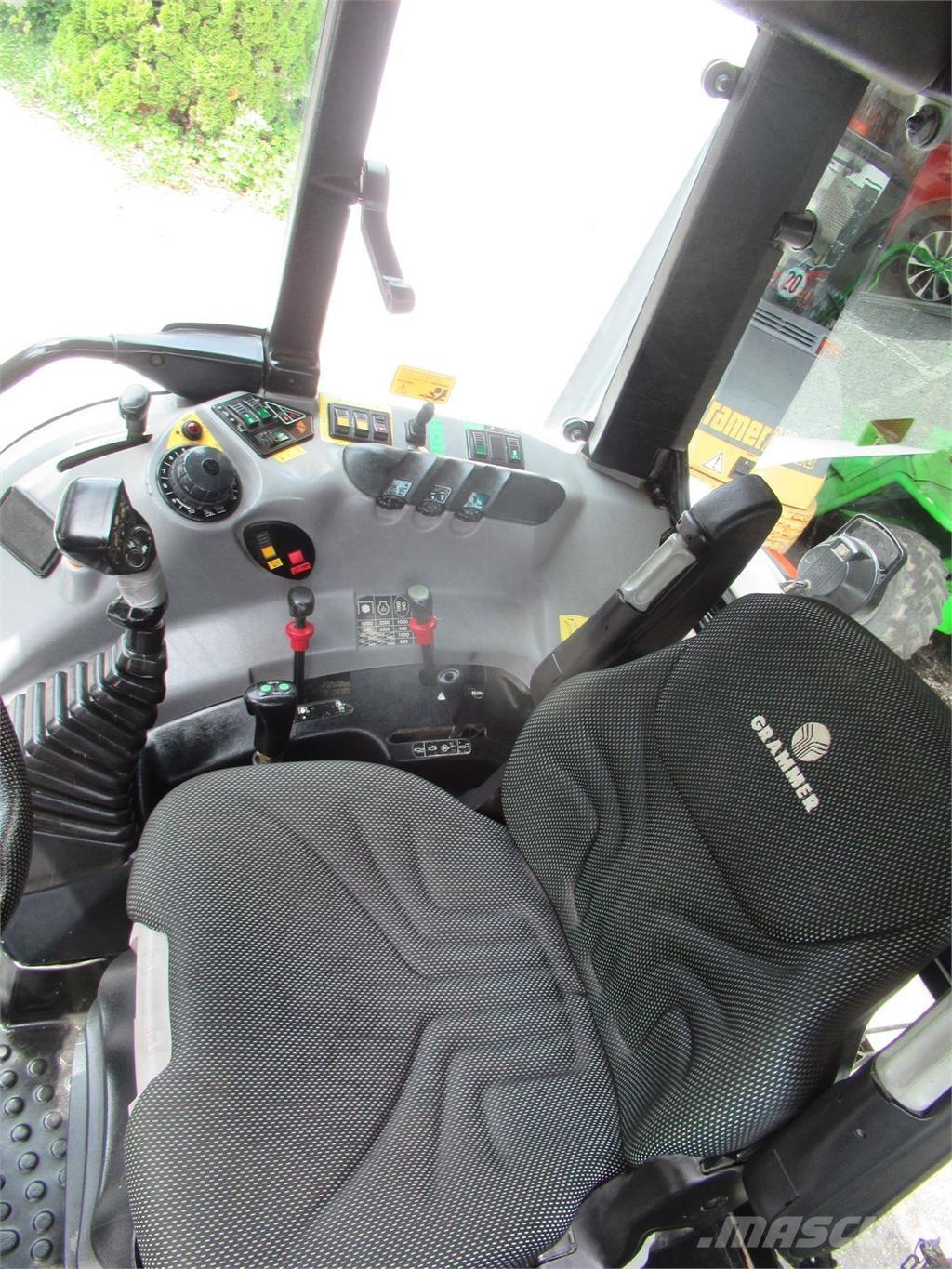 New Holland TS 100 Tractors