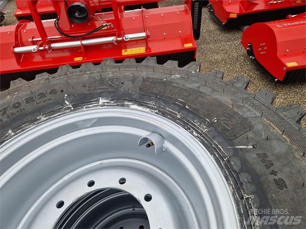 Nokian TRI 2 Tires, wheels and rims