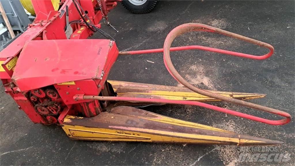 Pöttinger MEX GT Forage Harvester