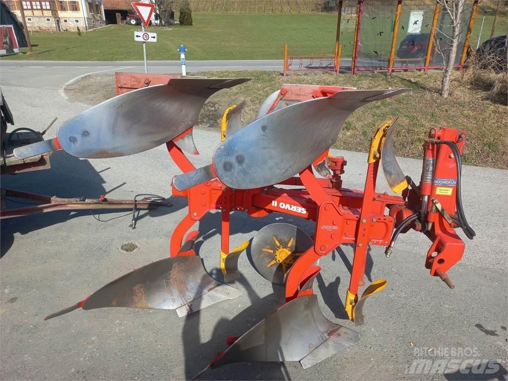 Pöttinger Servo II Plows