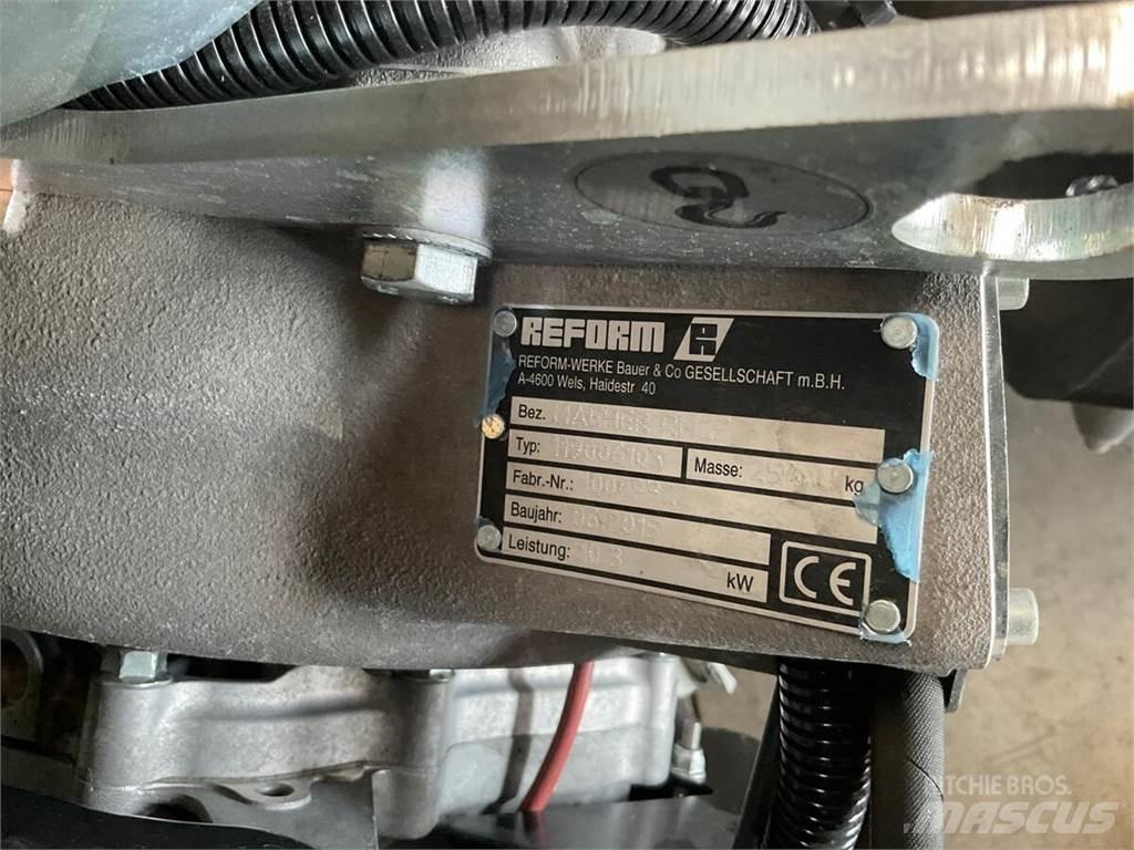 Reform RM 25 Riding mowers