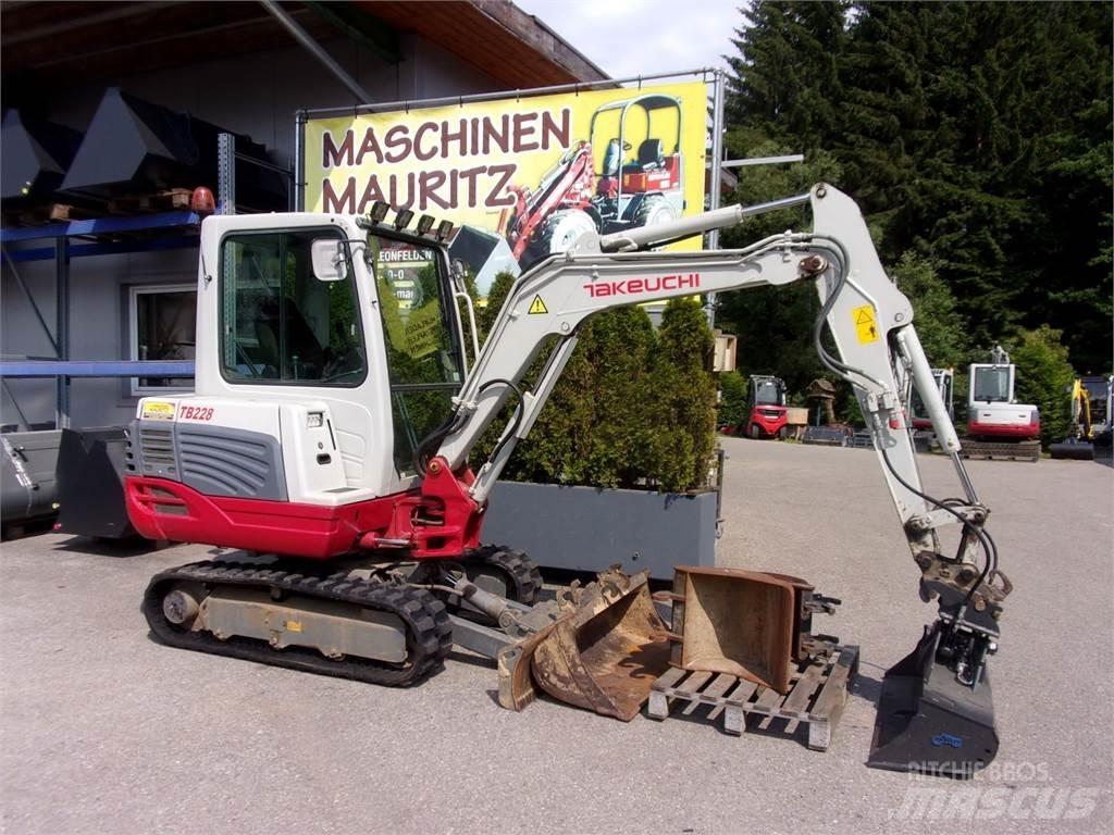 Takeuchi TB228 Mini Excavators <7t (Mini Diggers)