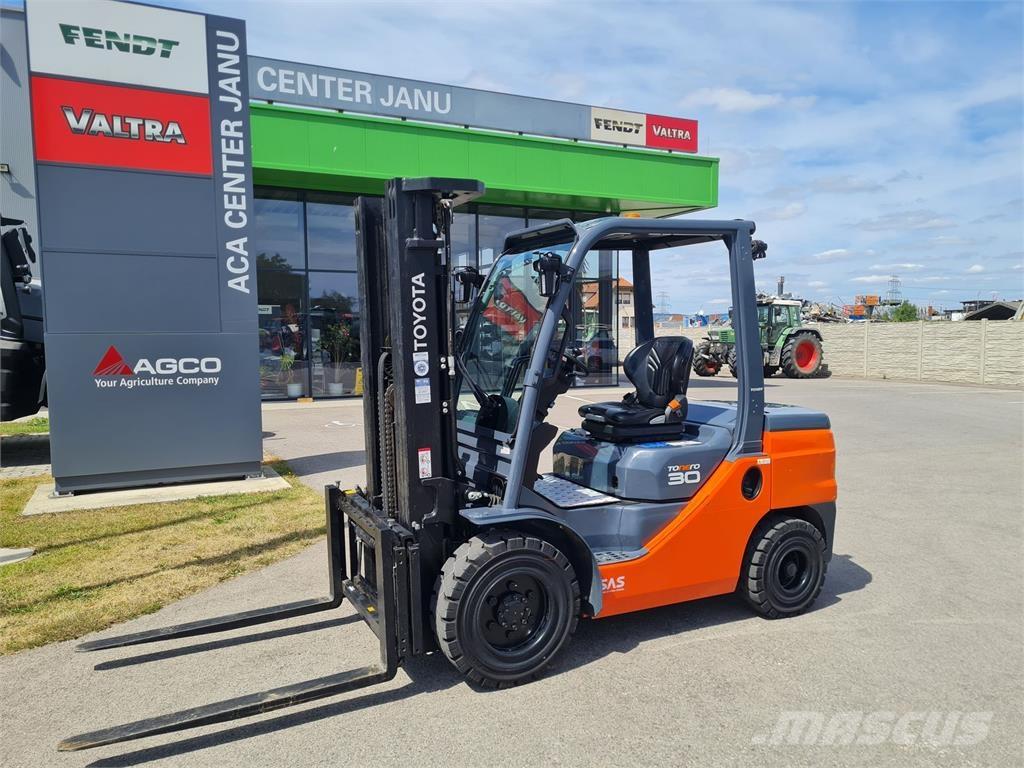 Toyota 52-8FDF30 Misc Forklifts