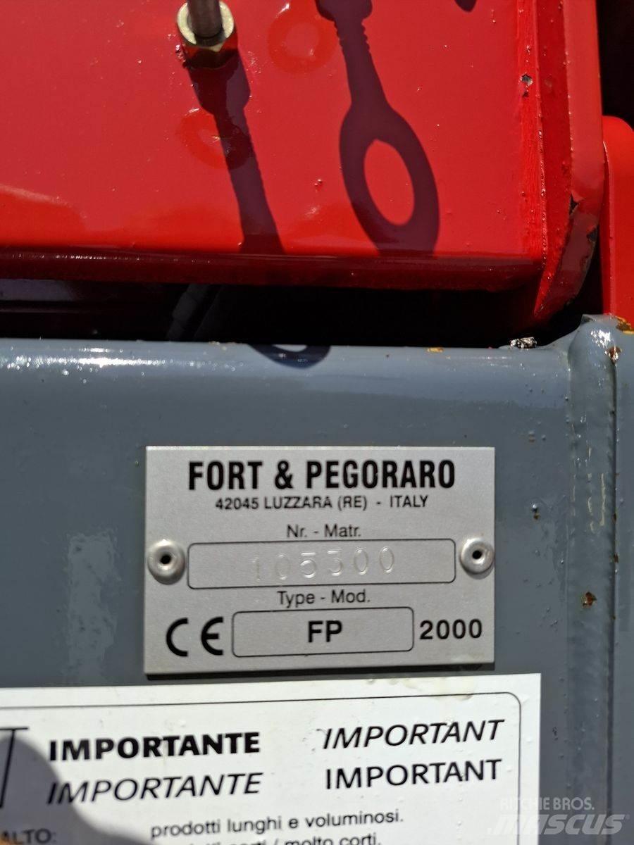  Trumag FP 2000 Round Balers