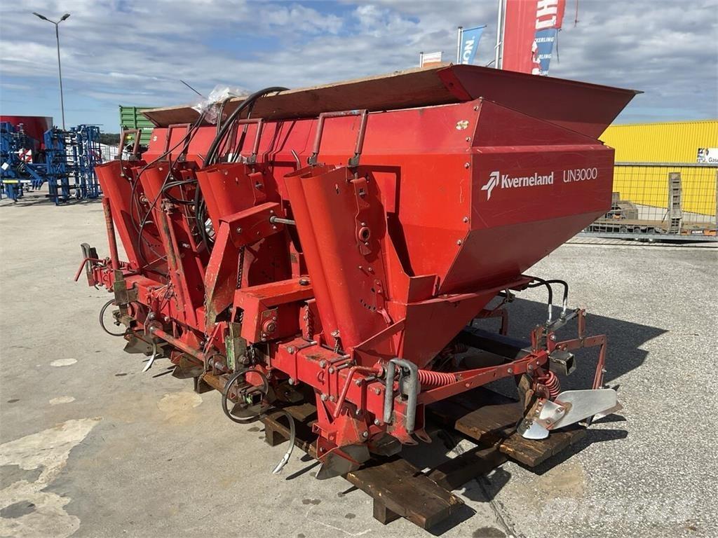 UN Forklift 3000 Farm Equipment - Others