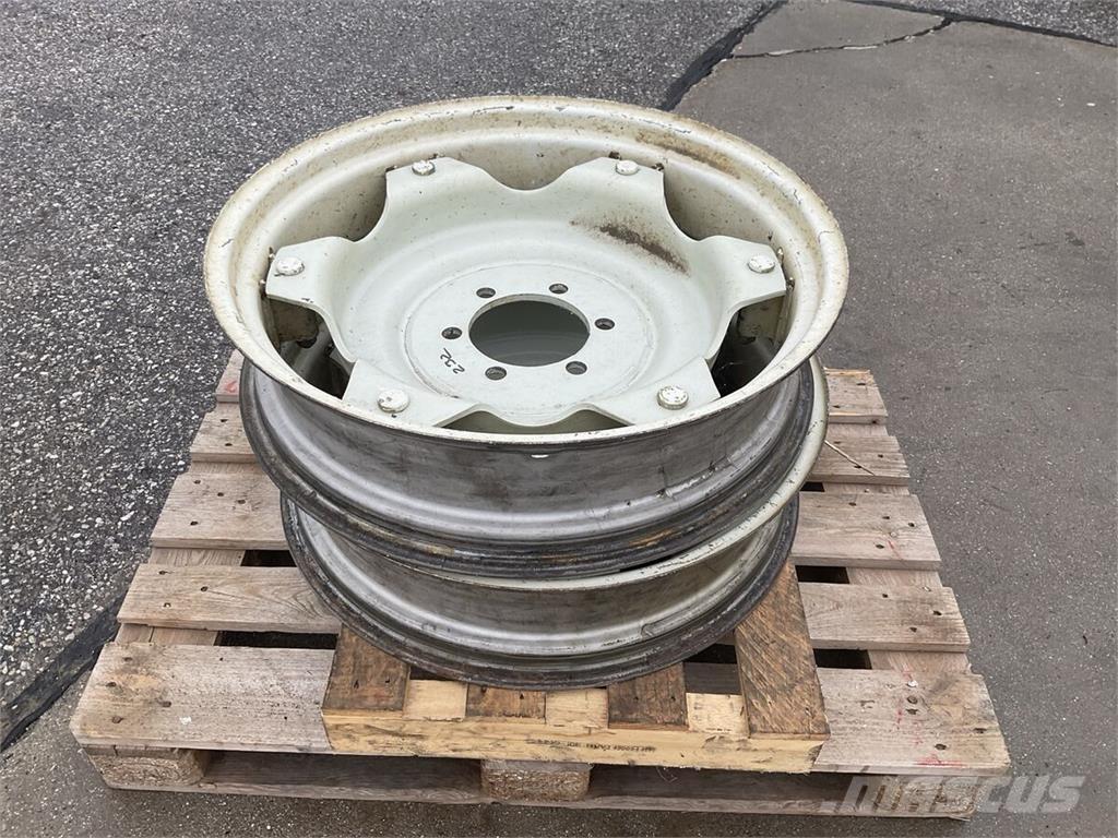  W7x28 Tires, wheels and rims