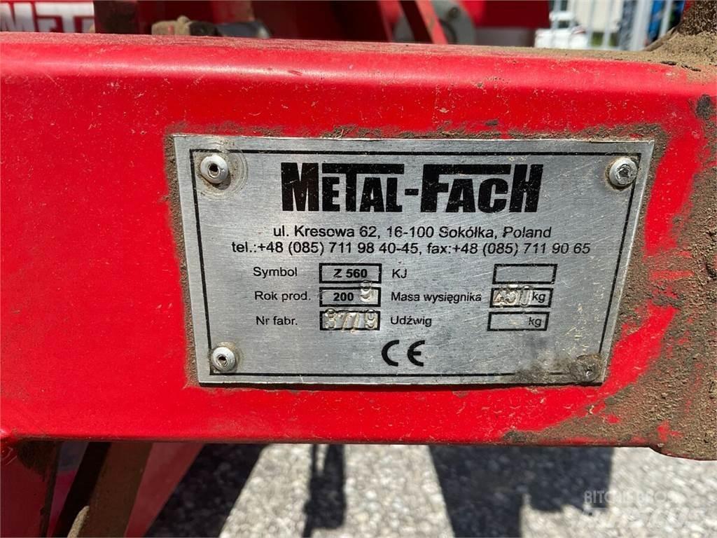 Z 560 Other Forage Equipment