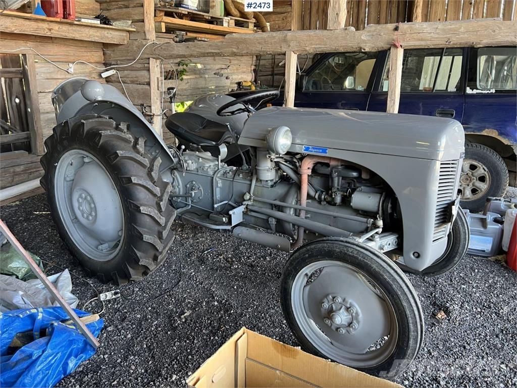 Ferguson TED 20 Tractors