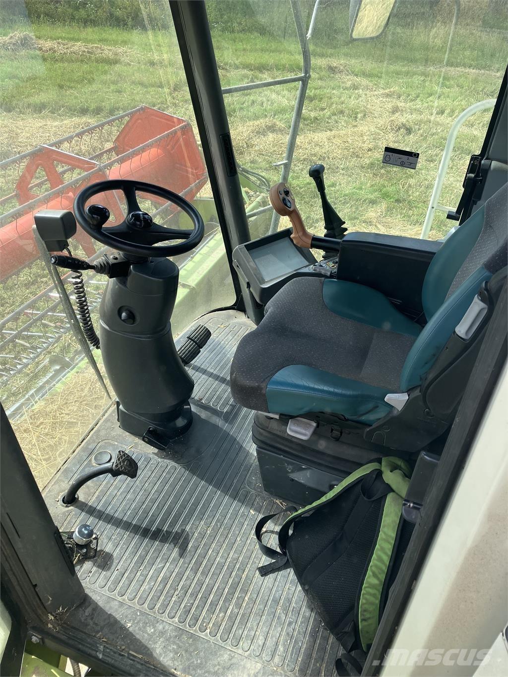 Claas 450 Combine Harvesters