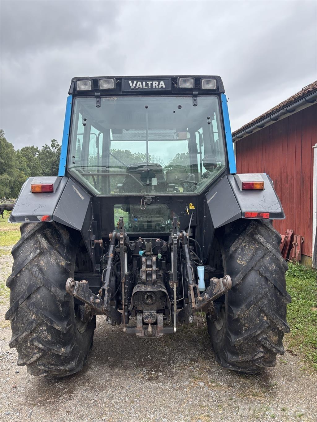 Valtra 6200 Tractors