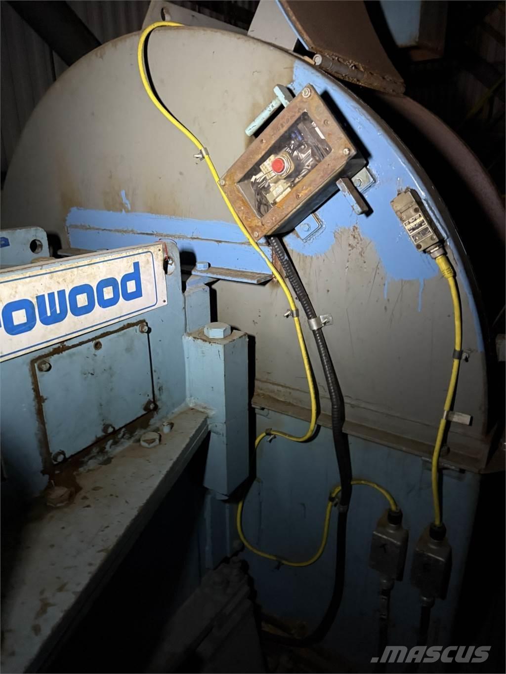  ACROWOOD 1511 Wood Chippers