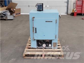 Blue M OV-560A-2 Other