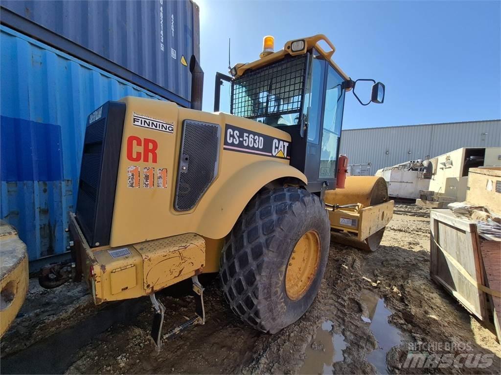 CAT CS-563D Single drum rollers
