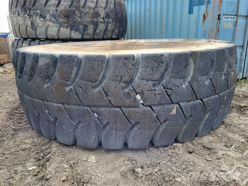 Goodyear RM-4B+ Tires, wheels and rims