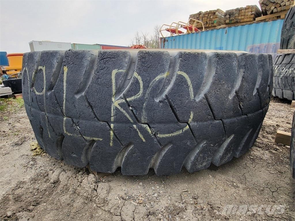 Goodyear RM-4B+ Tires, wheels and rims