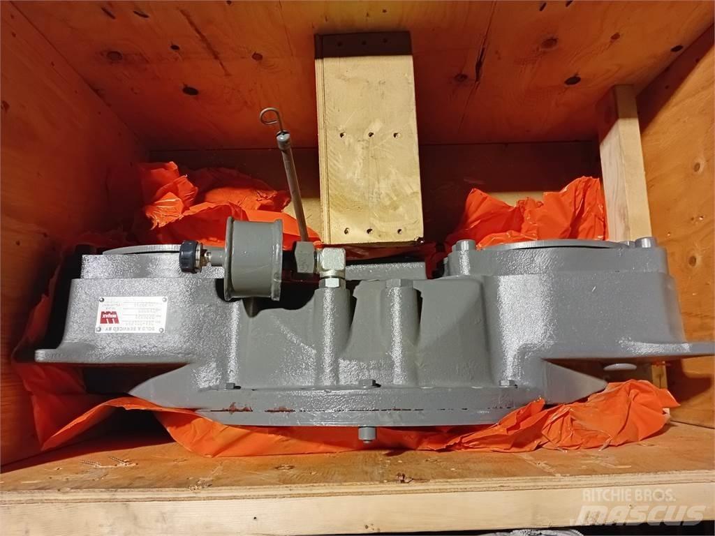 Hitachi 9276421 Water Pumps