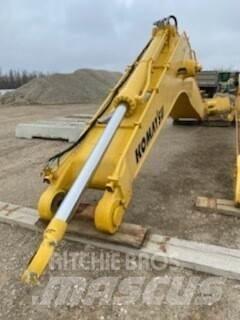 Komatsu PC800 Wheeled Excavators