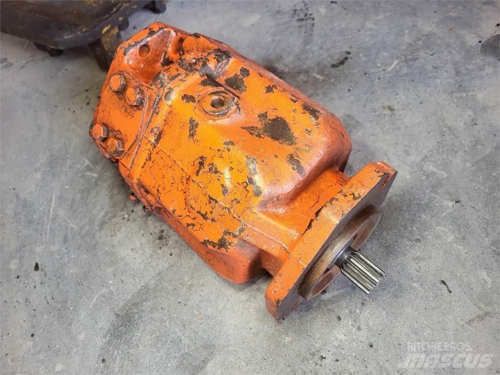 MacLean 1023806 Water Pumps