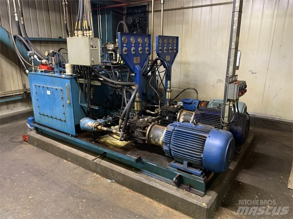  NORCAN Water Pumps