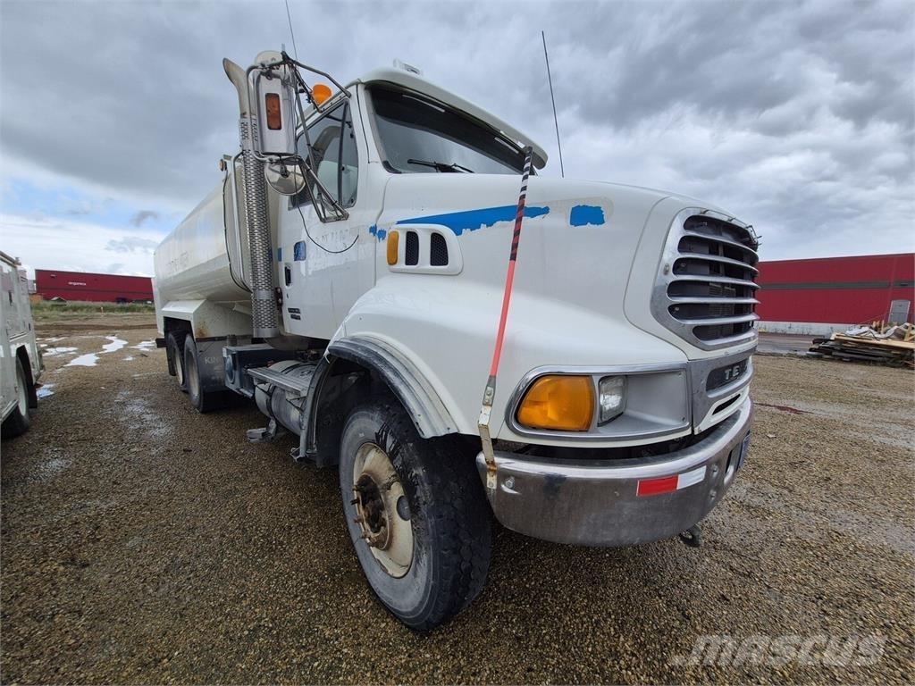 Sterling L9500 Utility Machines