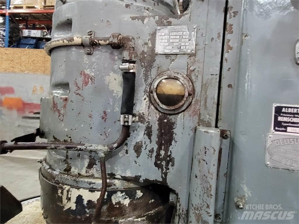  STRASMANN RV600 Other