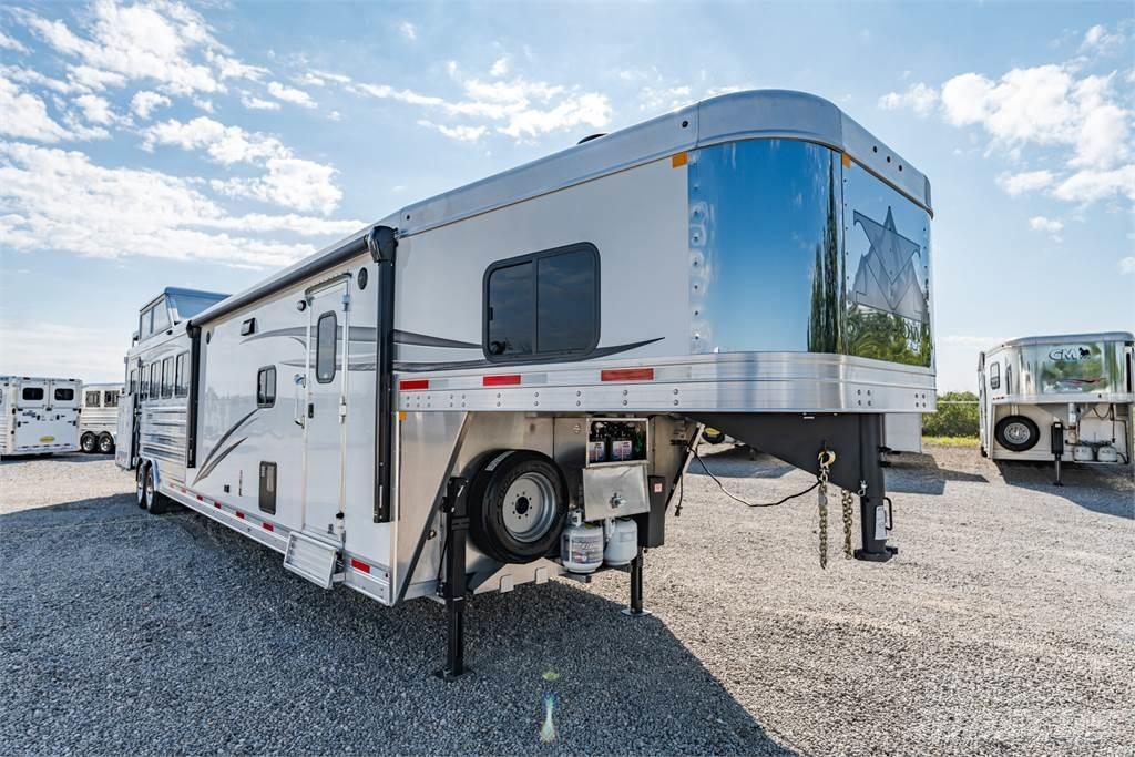 Merhow 8514 DA Livestock Trailers