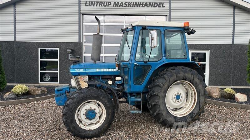 Ford 7610 Tractors