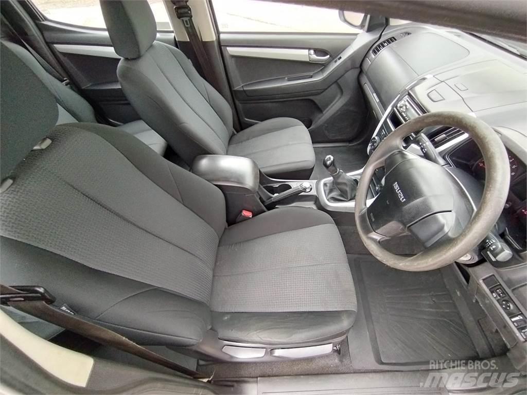 Isuzu D-Max Eiger Pickup Trucks