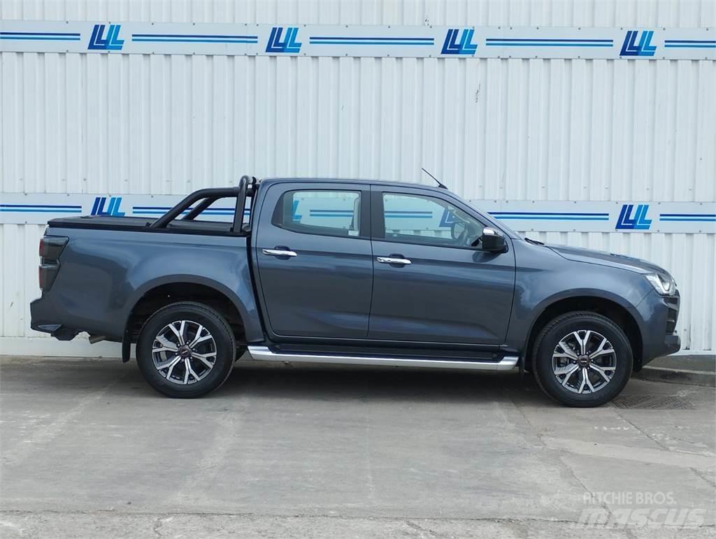 Isuzu DL40 Pickup Trucks