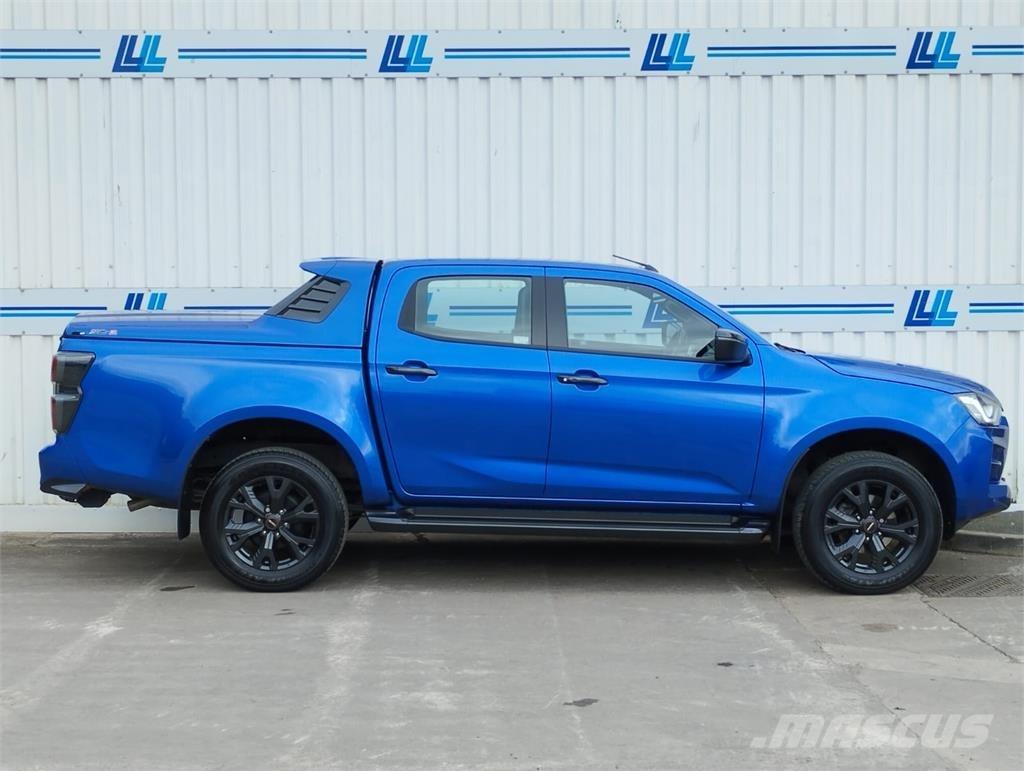 Isuzu V-Cross Pickup Trucks