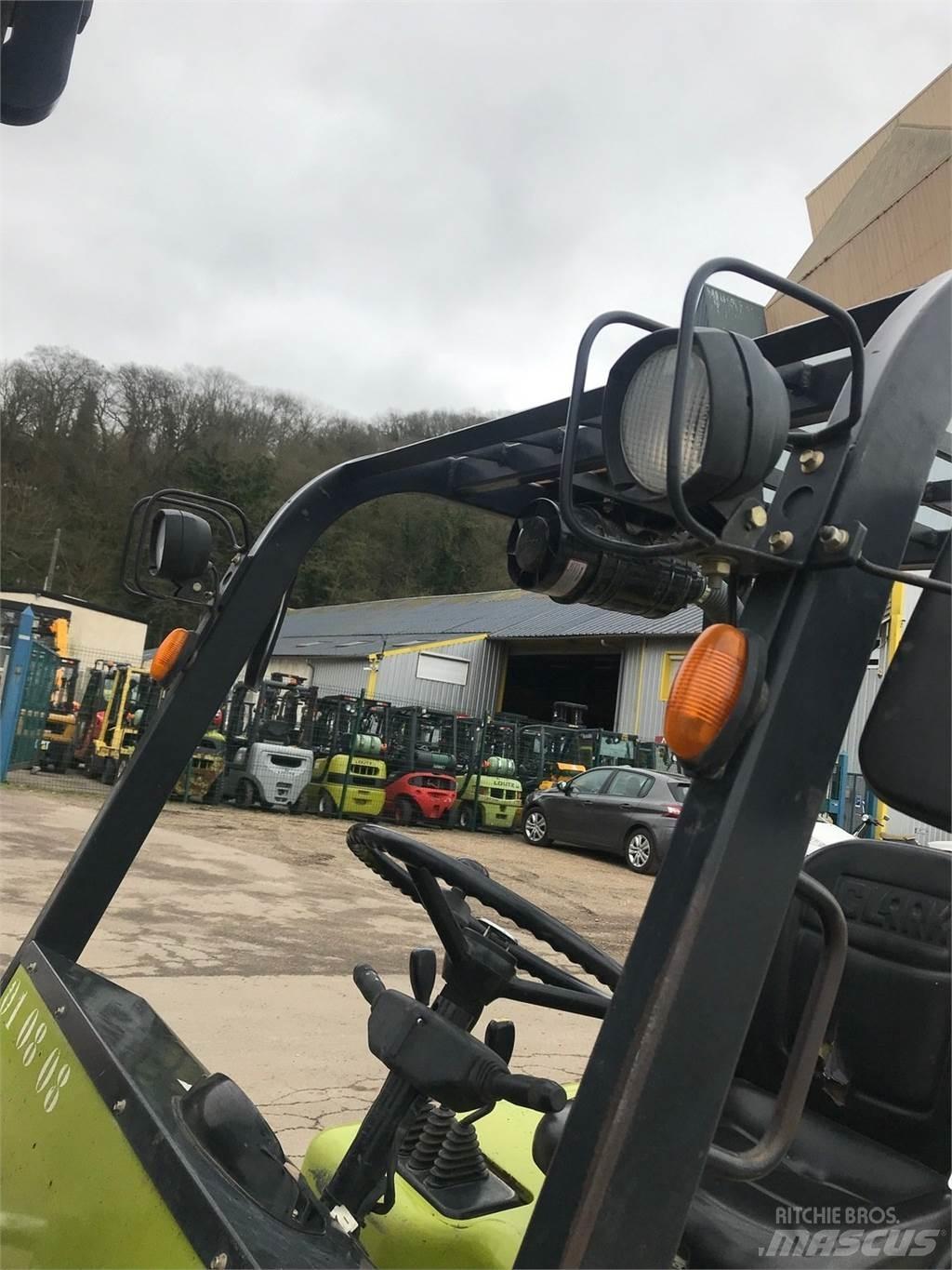 Clark CMP 45L Misc Forklifts