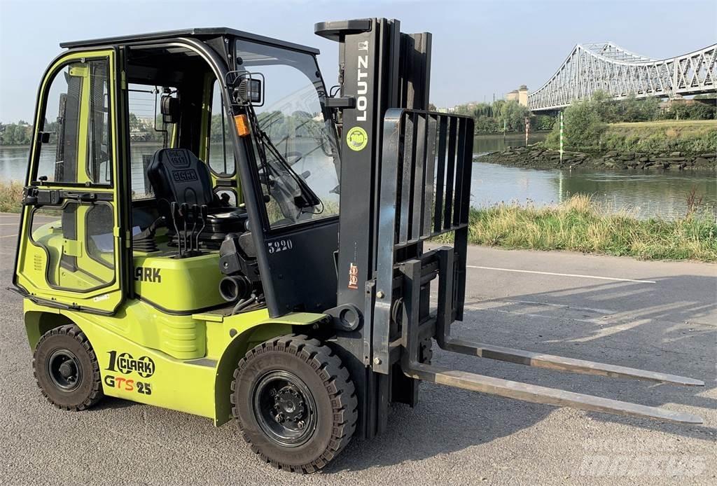 Clark GTS25D Misc Forklifts